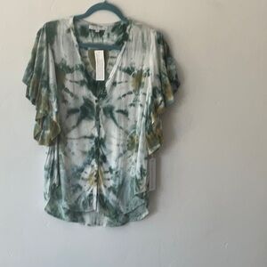 Young Fabulous & Broke Green and Gray Flutter Sleeve Blouse